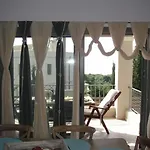 & Porto Heli