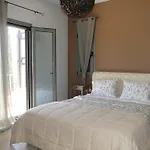 Villa &