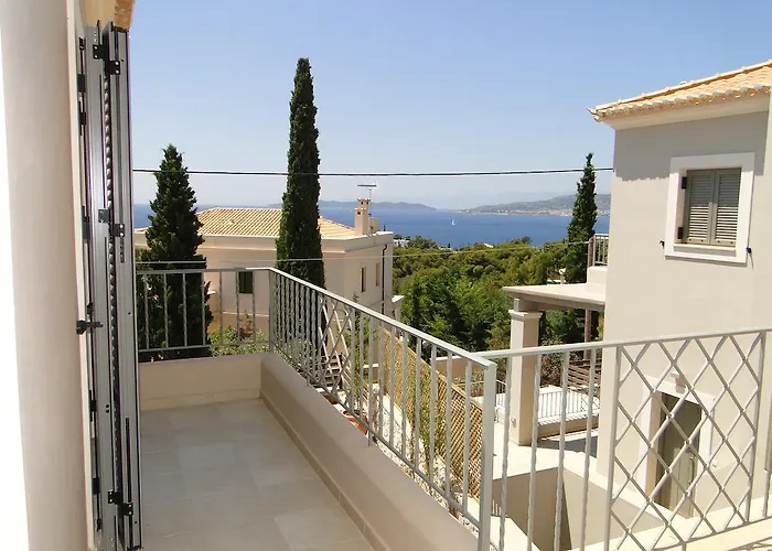 & Villa Porto Heli